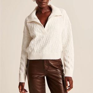 Checkerboard Stitch Notch-Neck Sweater, White, Size small